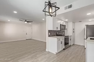 Photo #3: 6254425 Listing