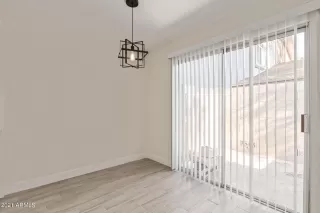 Photo #5: 6254425 Listing