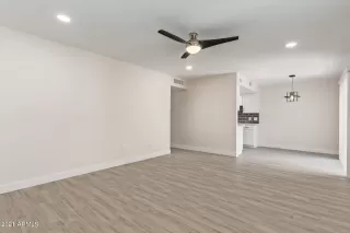 Photo #6: 6254425 Listing