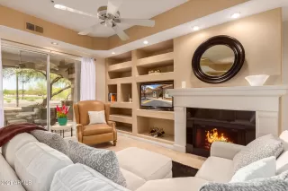 Photo #2: 6254638 Listing