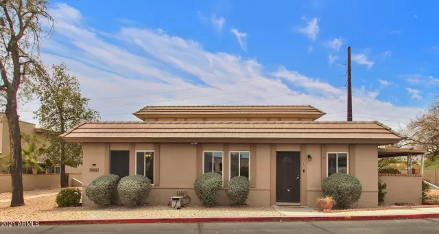 MLS: 6254890 Condo For Sale