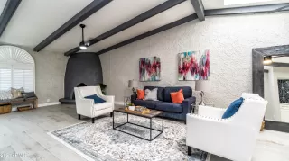 Photo #4: 6255103 Listing