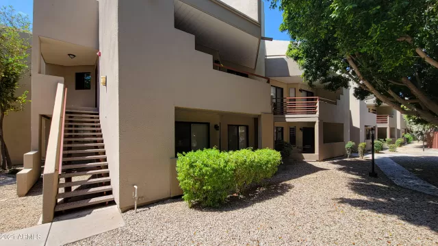 MLS: 6255691 Condo For Sale