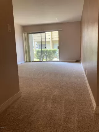 Photo #4: 6255704 Listing