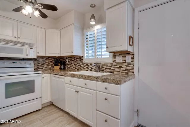 MLS: 6255782 Condo For Sale