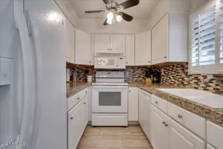 Photo #4: 6255782 Listing