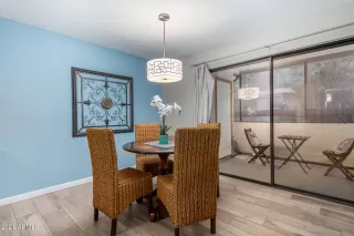 Photo #5: 6255853 Listing