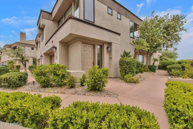 MLS: 6256225 Condo For Sale