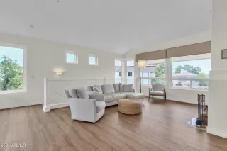 Photo #5: 6256225 Listing