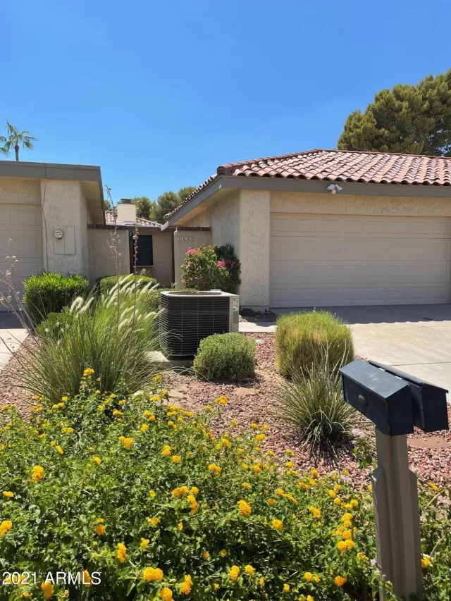 MLS: 6256582 Condo For Sale