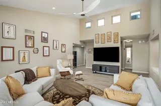 Photo #3: 6256634 Listing