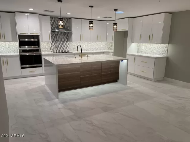 MLS: 6256947 Condo For Sale