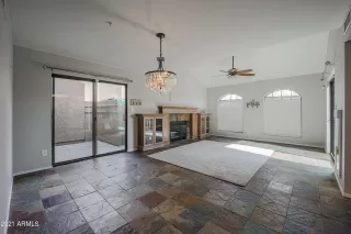 Photo #3: 6257102 Listing