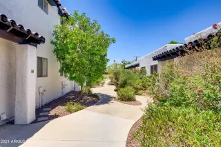 Photo #2: 6257141 Listing
