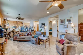 Photo #5: 6257214 Listing