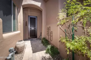 Photo #5: 6257489 Listing