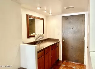 Photo #4: 6257527 Listing 