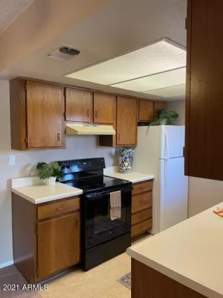 Photo #4: 6257665 Listing