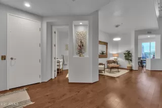 Photo #4: 6257671 Listing