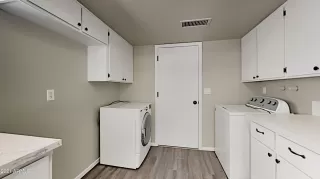 Photo #6: 6258064 Listing