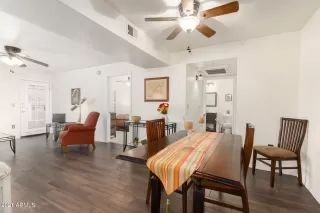 Photo #5: 6258162 Listing