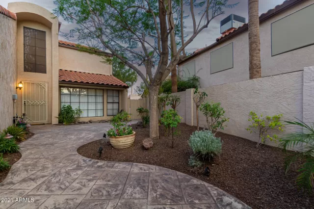 MLS: 6258199 Condo For Sale