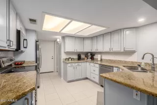 Photo #4: 6258199 Listing 