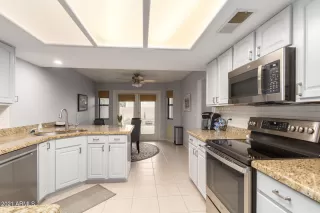 Photo #5: 6258199 Listing 