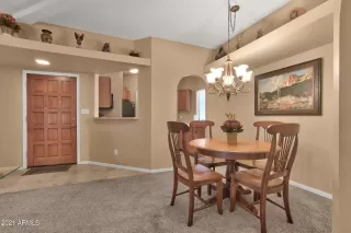 Photo #6: 6258224 Listing