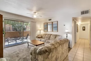 Photo #3: 6258373 Listing