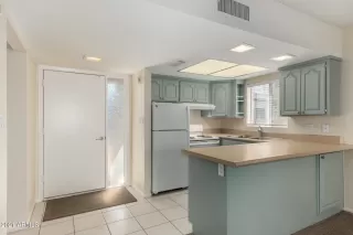 Photo #3: 6258593 Listing