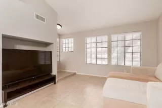 Photo #5: 6258676 Listing 