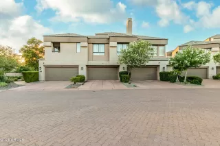 Photo #4: 6258705 Listing