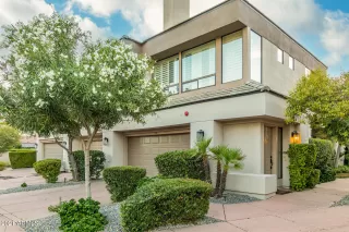 Photo #6: 6258705 Listing