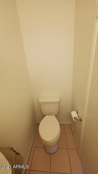 Photo #5: 6258723 Listing