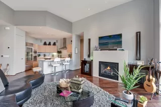 Photo #5: 6259088 Listing 