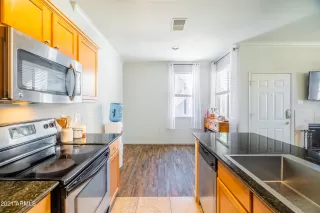 Photo #5: 6259174 Listing