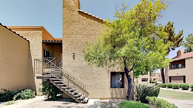 MLS: 6259348 Condo For Sale