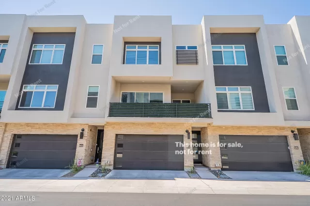 MLS: 6259434 Condo For Sale