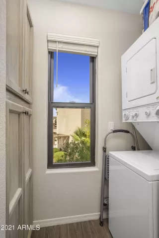 Photo #6: 6259548 Listing