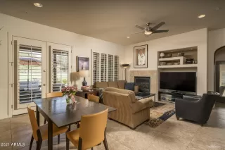 Photo #2: 6259839 Listing 