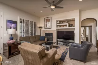 Photo #6: 6259839 Listing 