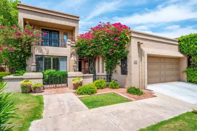 MLS: 6259879 Condo For Sale