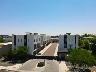 Photo #2: 6259890 Listing