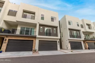 Photo #5: 6259890 Listing