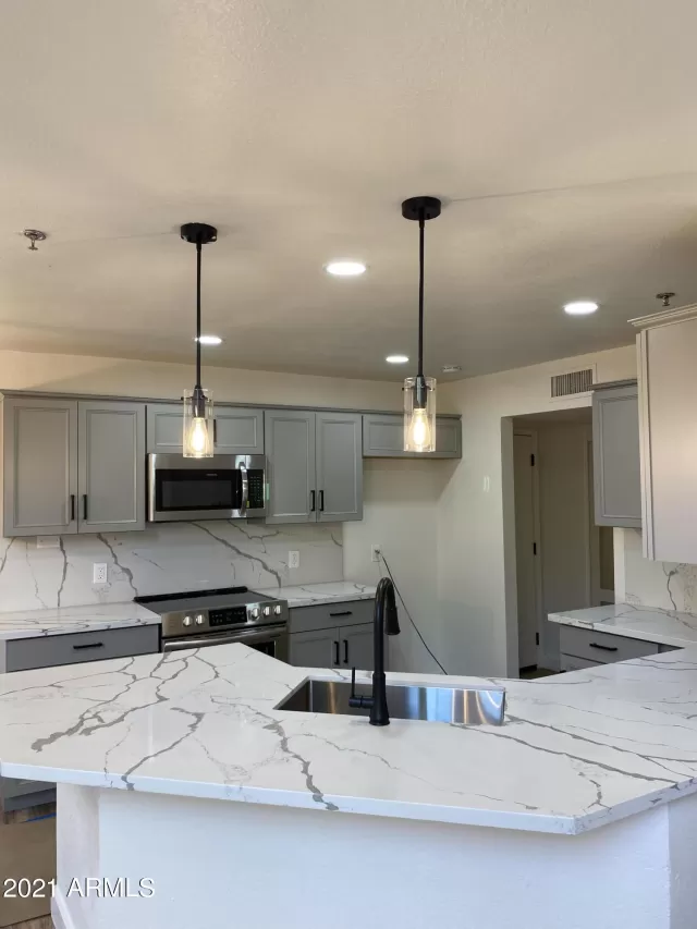 MLS: 6259921 Condo For Sale