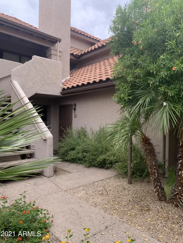 MLS: 6259942 Condo For Sale