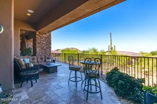 Photo #2: 6259992 Listing