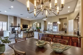 Photo #5: 6259992 Listing