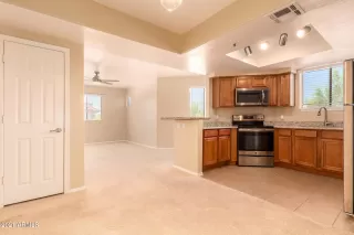 Photo #2: 6260122 Listing